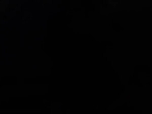 Мастурбация на кухне от эмо